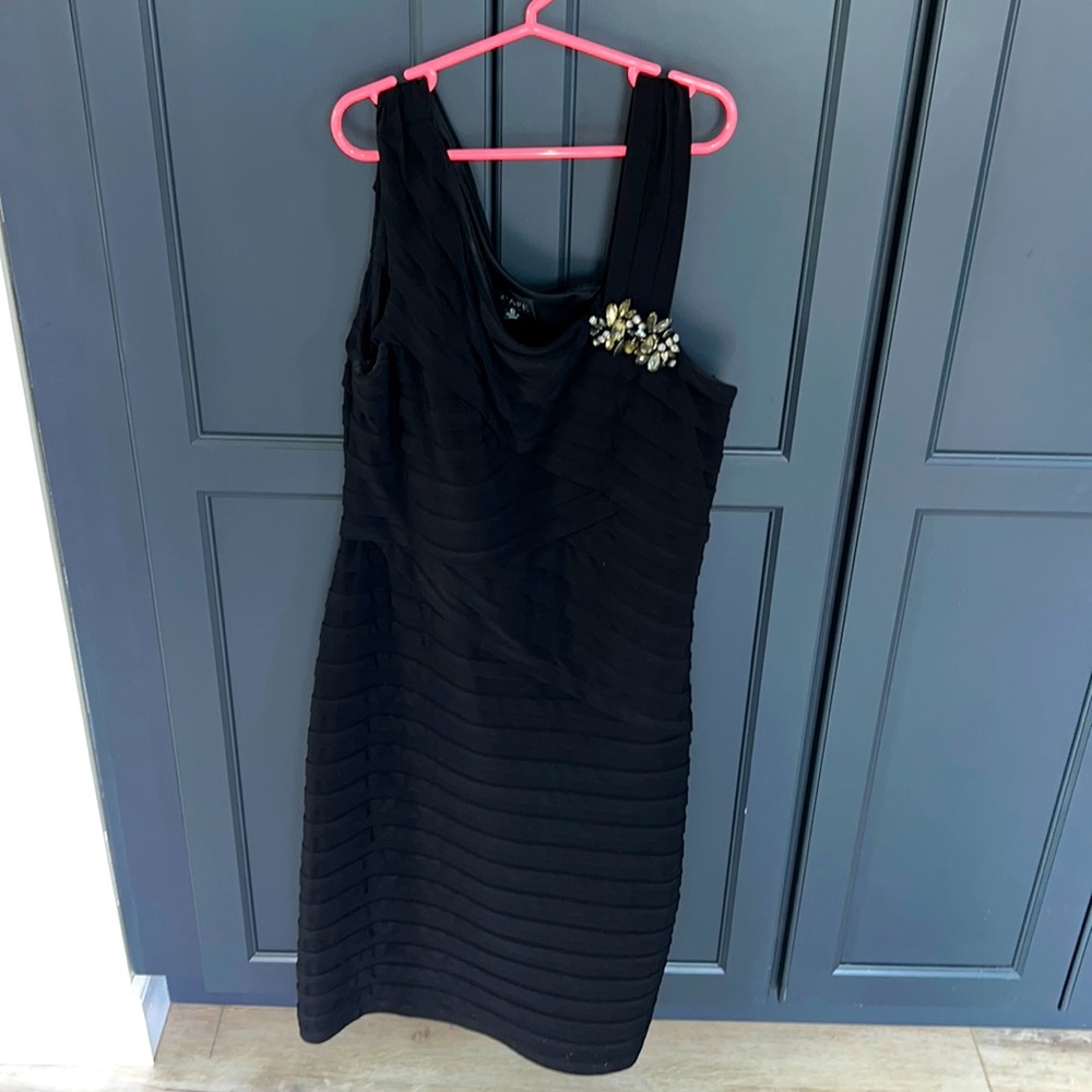 Xscape By Joanne Chen black ruffled ribbed dress